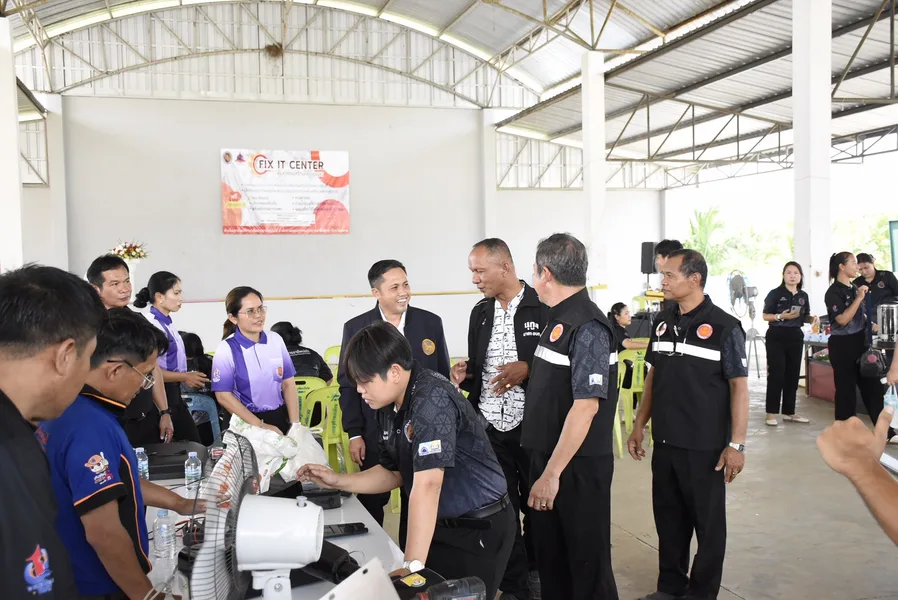 ศูนย์ซ่อมสร้างเพื่อชุมชน Fix it Center ณ องค์การบริหารส่วนตำบลวังตะเคียน